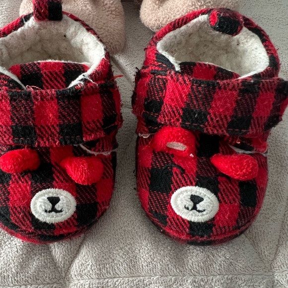 Two pairs of baby booties. Size 3-6 months - Picture 3 of 3